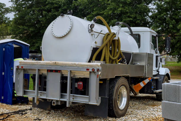 Best Portable restroom trailer rental  in Ravenna, NE